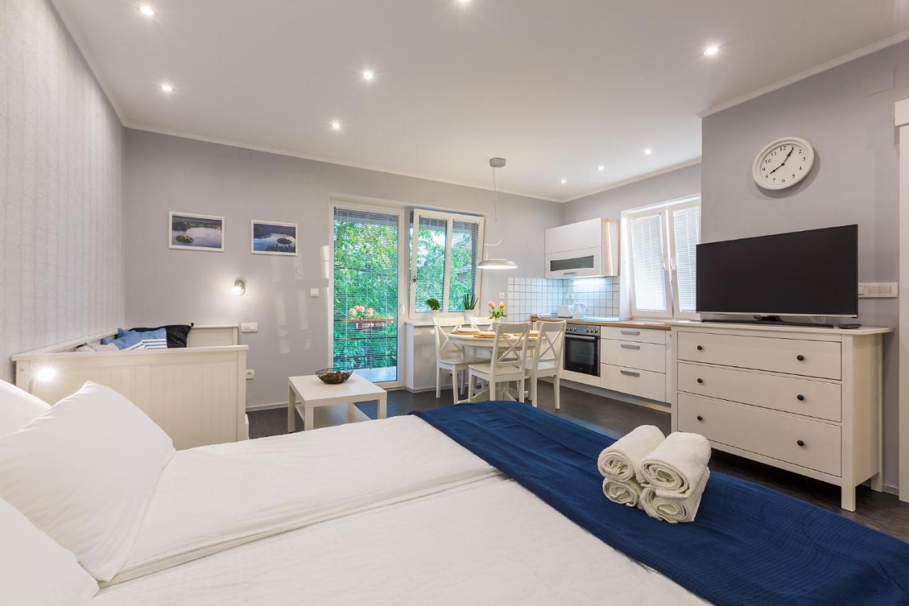 Apartmaji Koman Блед Екстериор снимка