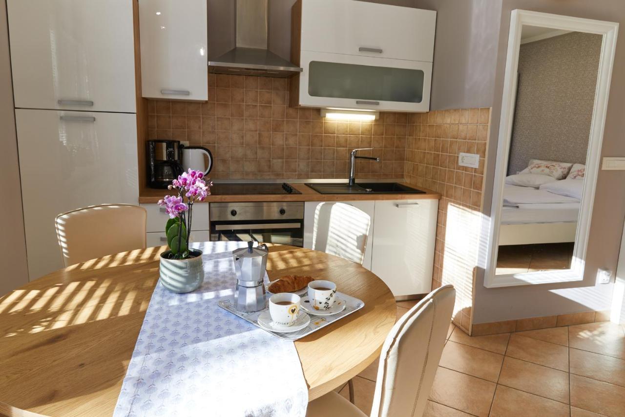 Apartmaji Koman Блед Екстериор снимка